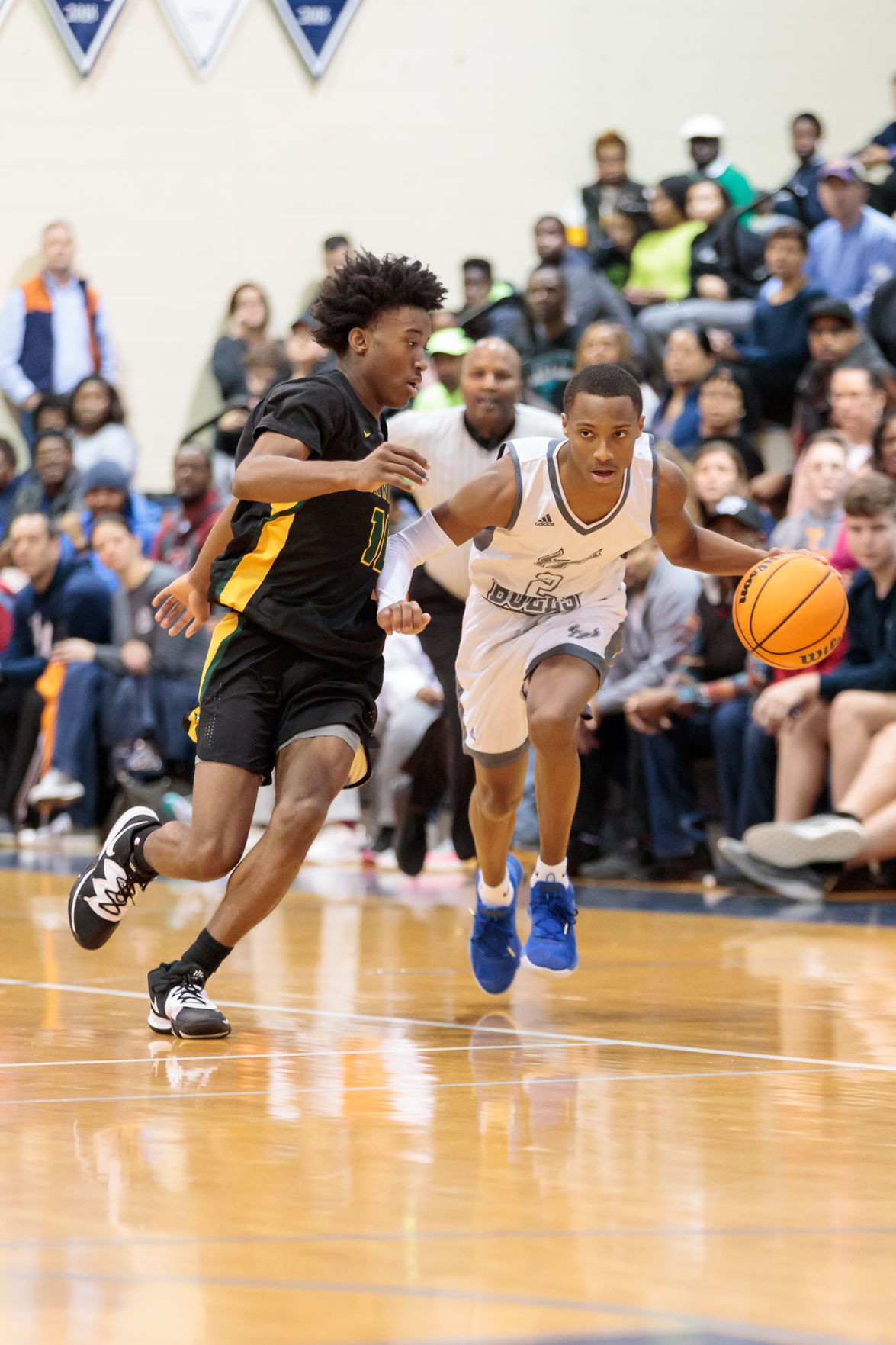 The Hickory Ridge Ragin' Bulls Host the Independence Patriots in a Southwestern Class 4A matchup.
